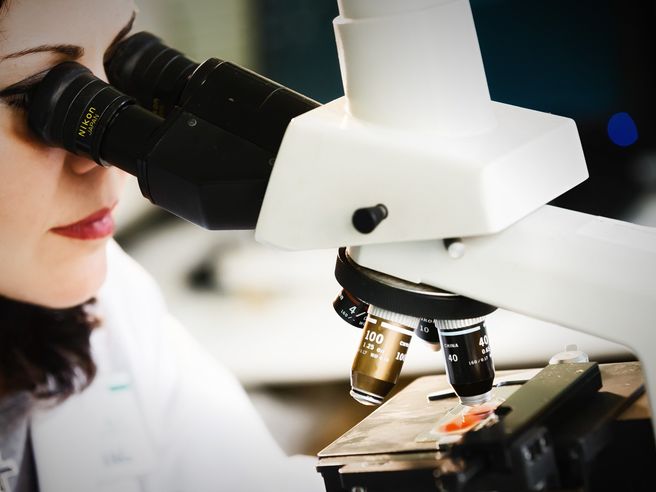 Lifebrain (Investindustrial) compra gruppo analisi Caravelli