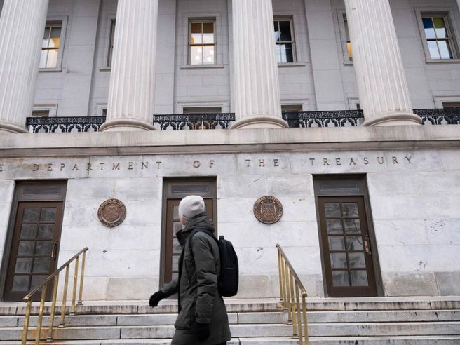 Treasury: tassi 10y sotto pressione con scommesse Fed. Giù anche rendimenti titoli di stato Giappone post BoJ