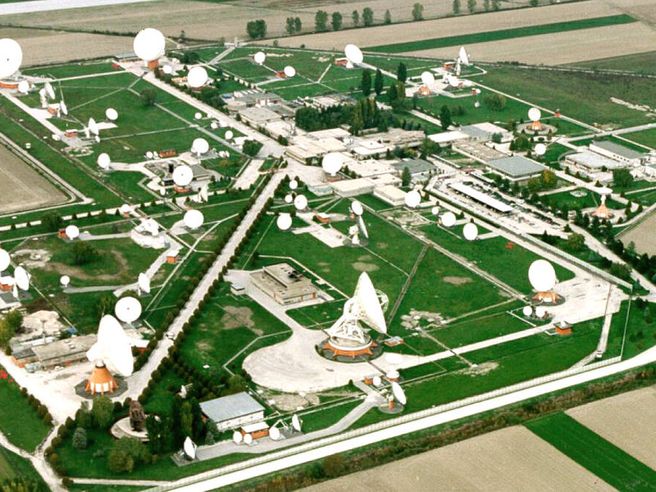 Telespazio, accordo con SpaceX di Musk per la commercializzazione dei servizi Starlink