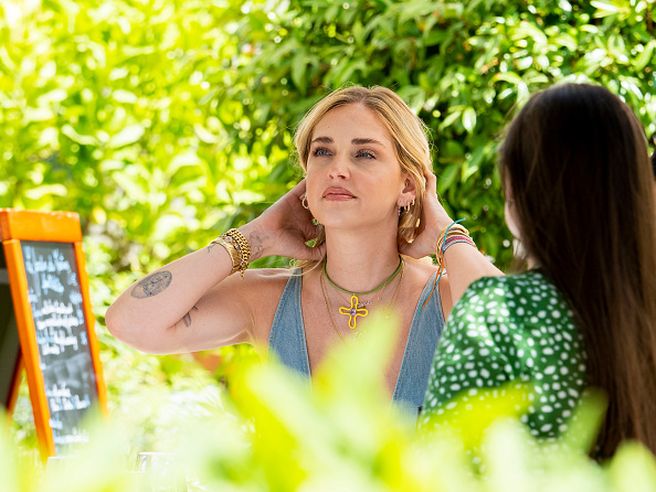 Exploit di Safilo a Piazza Affari dopo intesa con Chiara Ferragni, titolo vola fino a +14%