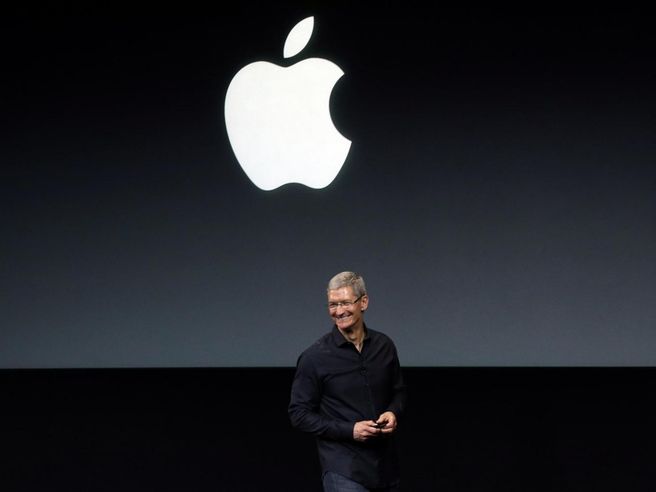 Apple: vola a Wall Street su trimestrale record