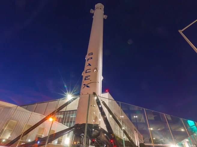 SpaceX verso l’IPO record da 75 miliardi. Roadshow atteso per il 4 giugno