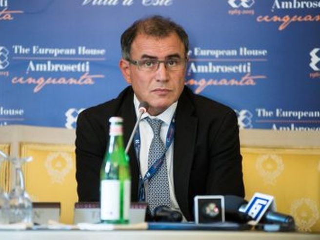 Nouriel Roubini attacca di nuovo il Bitcoin: “Chiamarlo valuta è uno scherzo”