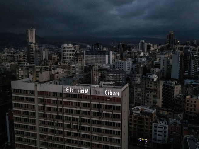 Crisi energetica globale: in Libano torna la luce dopo un blackout di 24 ore