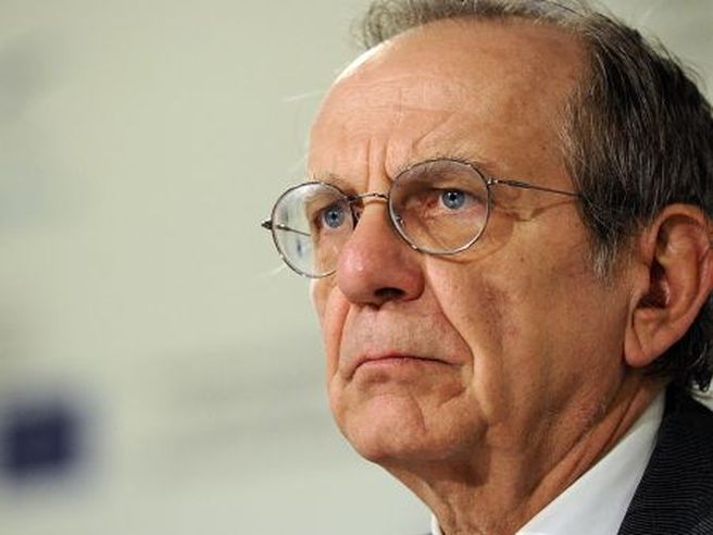 Grecia: Padoan, tema su prestito ponte sarà affrontato all’Eurogruppo