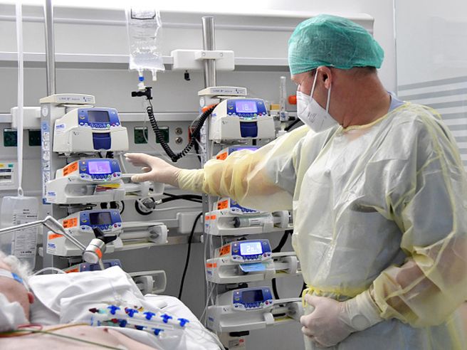 Covid: Gimbe, si va verso una silenziosa e pericolosa congestione degli ospedali