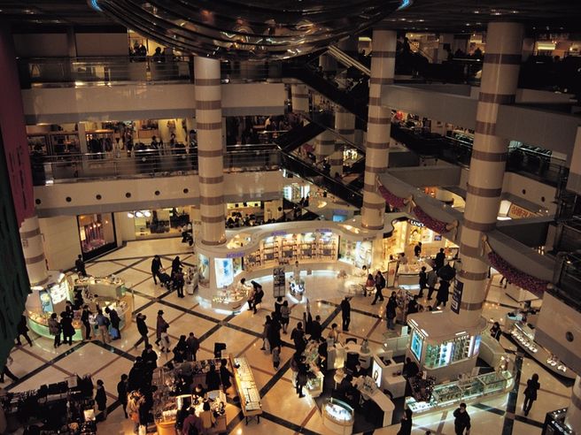 Mittel: cessione ramo d’azienda Fashion District Roma