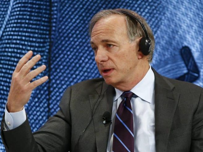 Ray Dalio: siamo nella fase Goldilocks del ciclo. Sfida banche centrali tra uno-due anni