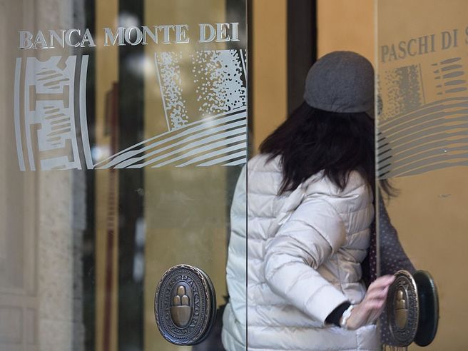 MPS crolla ancora, minimi storici e -65% YTD. Proxy advisor raccomandano di votare sì per l’AdC anche se sarà superdiluitivo