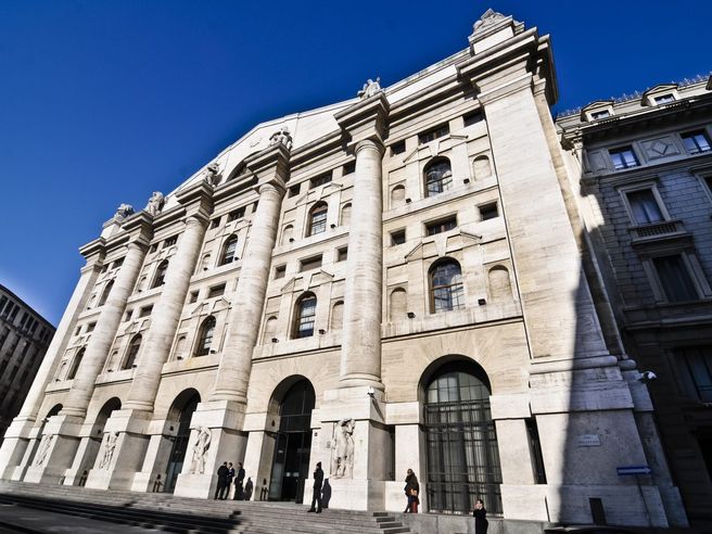 Tenaris in luce a Piazza Affari (+8%) con risultati e buyback sopra attese