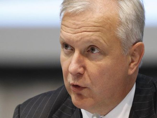 Italia: Rehn, Paese in linea per pareggio di bilancio nel 2014