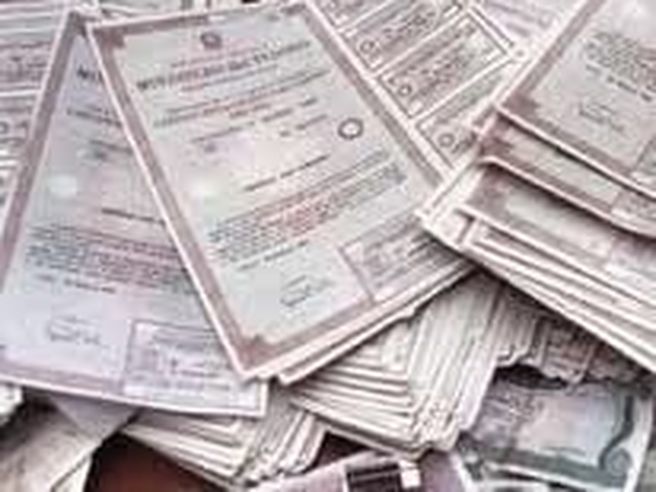 Asta Ctz: collocati titoli per 3 miliardi, rendimenti scendono allo 0,326%