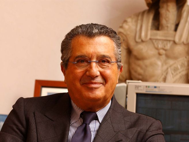 Space: Carlo De Benedetti al 3,854% (Consob)