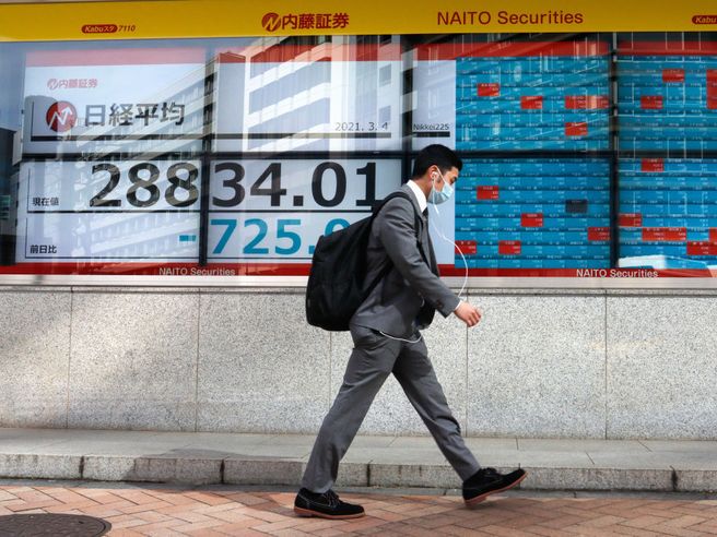 Borsa Tokyo balza di oltre +2%. Effetto Micron, in Asia scattano buy sui chip