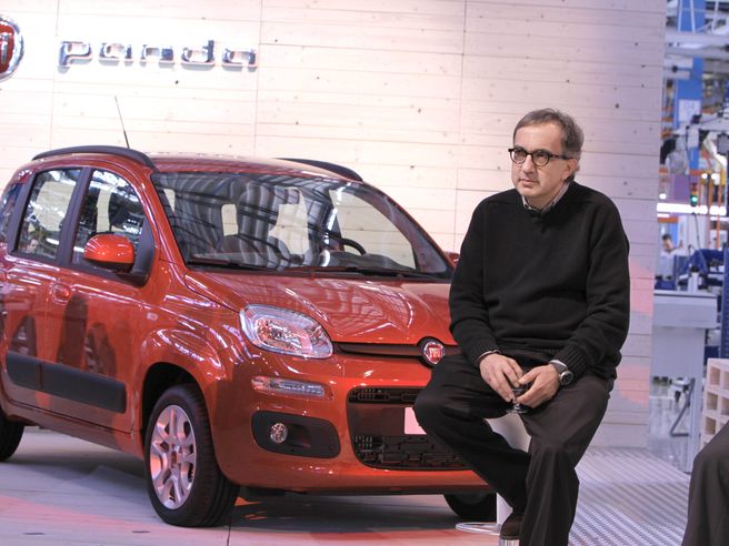 Marchionne: Fiat rivedrà le sue previsioni su mercato automobilistico Ue (Bloomberg)