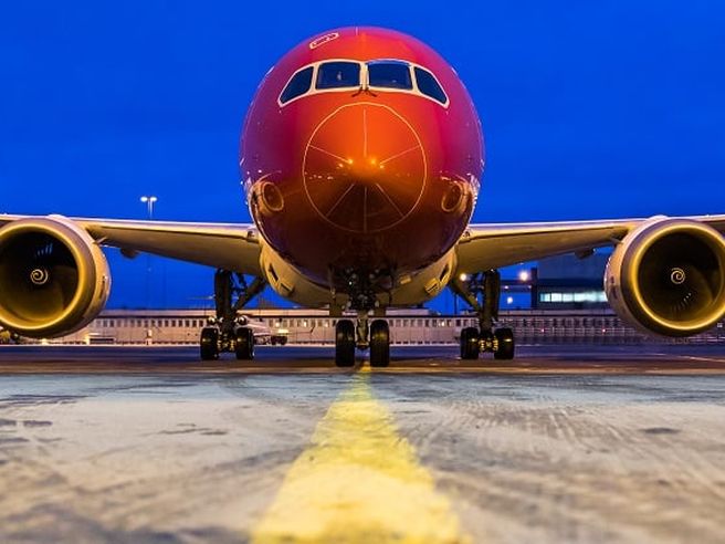 Norwegian Air propone piano di salvataggio e azioni crollano del 60%