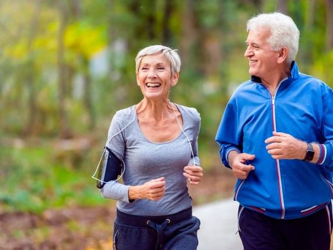 Italia: si allunga ancora la speranza di vita, per le donne fino a oltre 85 anni