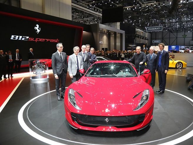 Ferrari: presentata a Ginevra la 812 Superfast, la sua vettura più potente di sempre
