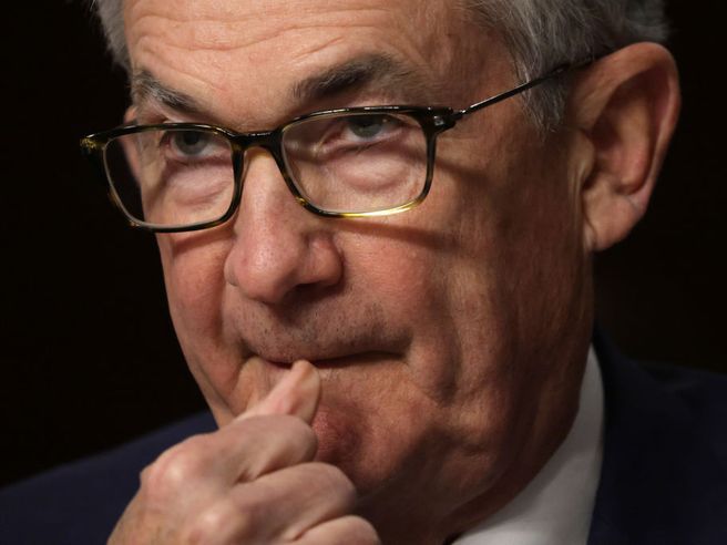 Powell: Fed continuerà ad aumentare tassi causando ‘un certo dolore’ all’economia