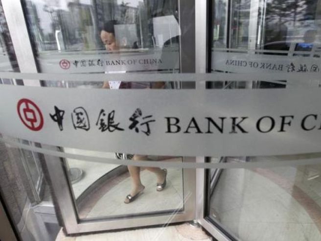 Cina: banca centrale (Pboc) inietta nuova liquidità per 150 mld yuan (Bloomberg)
