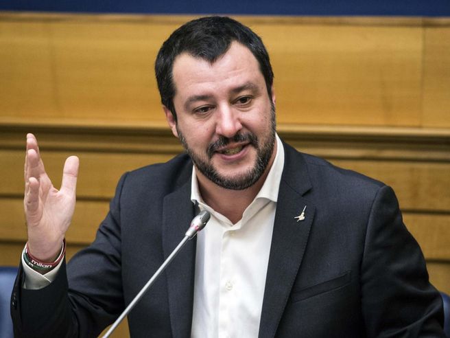 Salvini rassicura: ‘non ci saranno patrimoniali né prelievi su conti correnti’