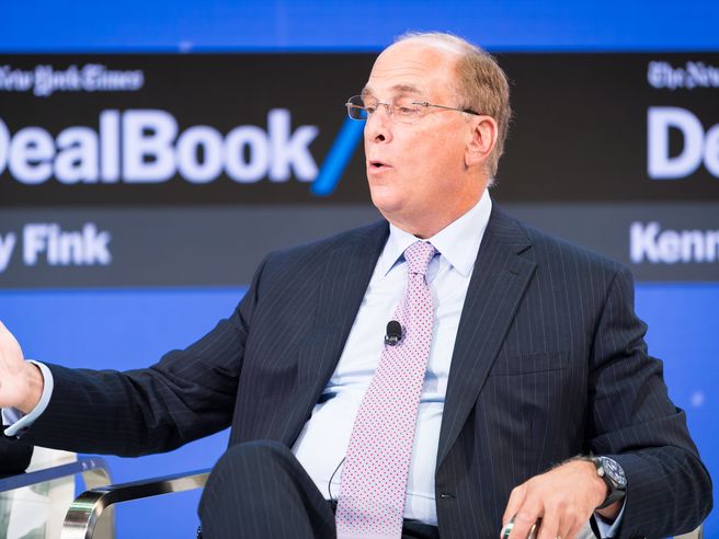 BlackRock, profitto in calo del 16% nel III trimestre, titolo giù (-3,8%) in apertura