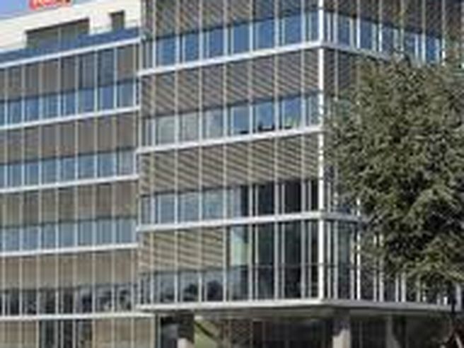 Adecco rivede al ribasso target margine operativo, confermata politica dividendi