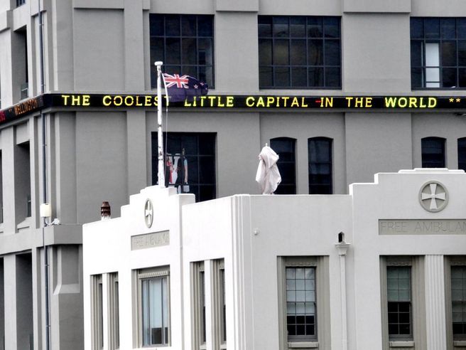 Kiwi a minimo dal 2016 sul dollaro, Reserve Bank of New Zealand sorprende mercati