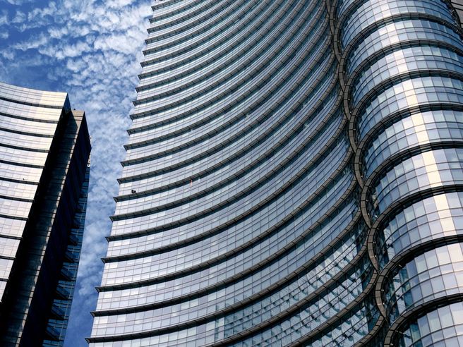 UniCredit colloca con successo bond Senior Preferred a 10 anni per 1,25 miliardi di Euro