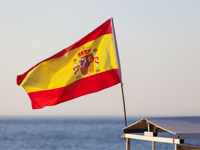 Pil Spagna cresce dello 0,8% nel 4Q, sopra aspettative