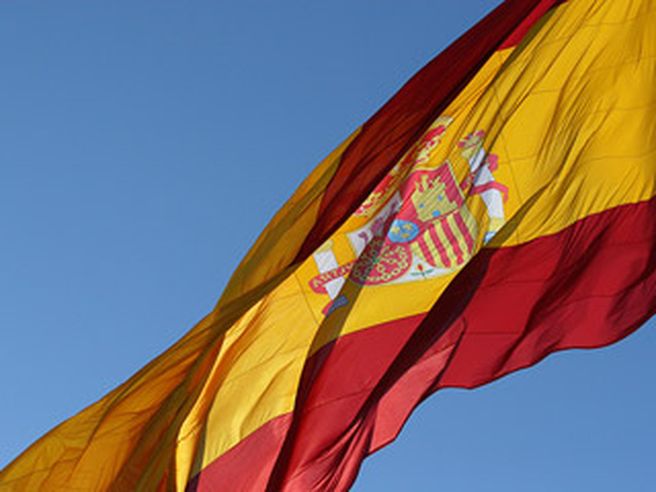 Spagna: rapporto debito/Pil sale al 98,9% nel secondo trimestre