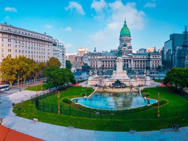 Argentino, via libera dal Parlamento al programma di deregolamentazione di Milei