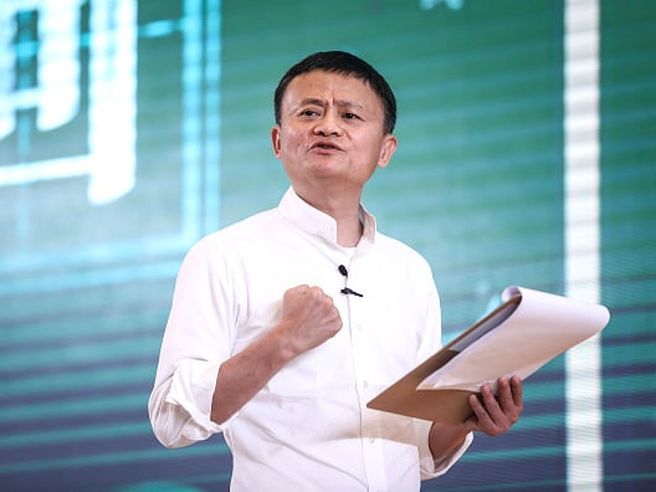 Che fine ha fatto Jack Ma, fondatore di Alibaba? Mistero dopo discorso a Shanghai e stop Ipo Ant