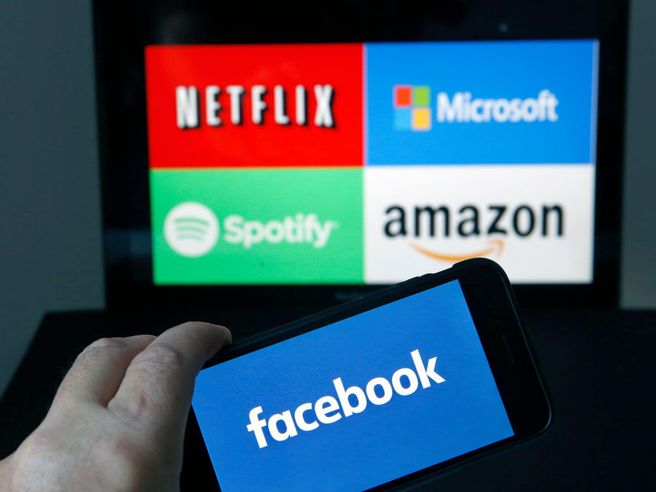 Non solo Twitter e mossa Musk, investitori guardano a utili big a mega capitalizzazione (oggi Microsoft e Alphabet)