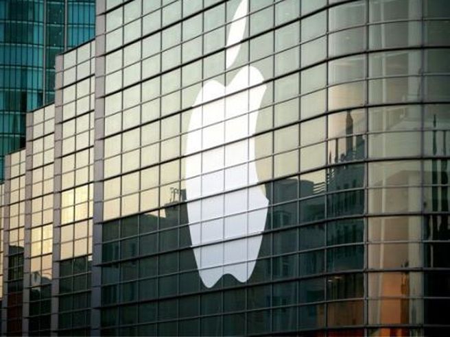 Apple da record: raggiunti i 700 mld $ di capitalizzazione