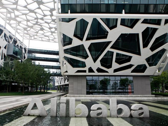 Borse Asia contrastate dopo Pil Cina, a Hong Kong Alibaba protagonista con Ipo Ant Group e M&A