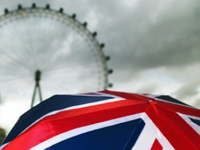 Uk market mover: Pil I trim. confermato a +0,3% t/t, rivista al ribasso variazione annua