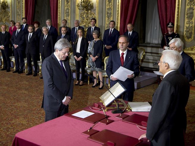 Gentiloni: Jobs act è riforma ottima. Voucher non sono virus