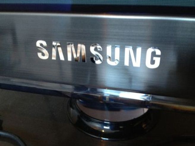 Samsung diventa azionista della giapponese Sharp, acquistato il 3% del capitale