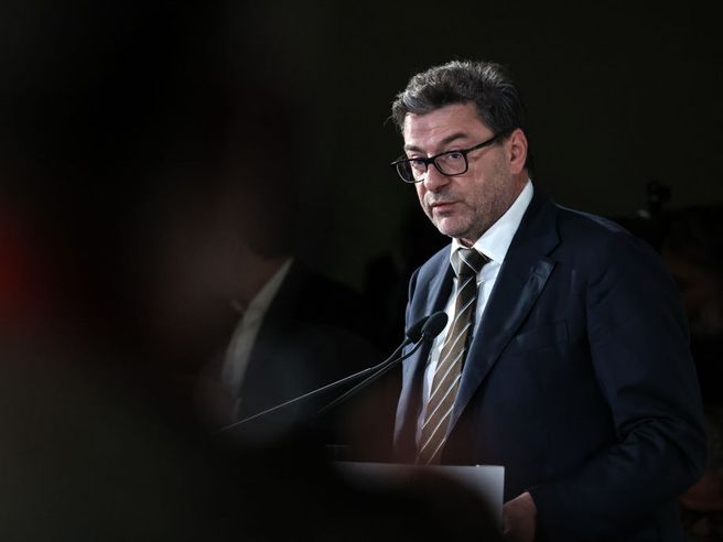 Mef: dicembre si chiude con avanzo stimato in 8 miliardi