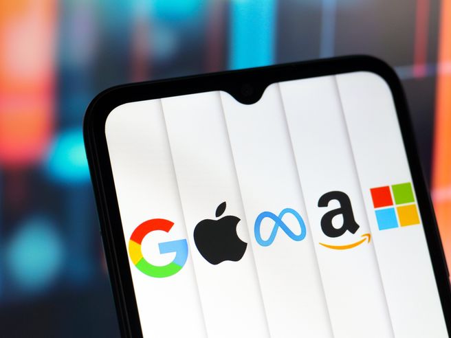 Meta, Microsoft e Alphabet: post conti. Timori spese legate all’Ai