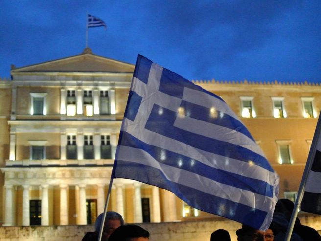Grecia: l’Eurogruppo trova l’accordo sull’uscita dal piano e alleggerimento del debito