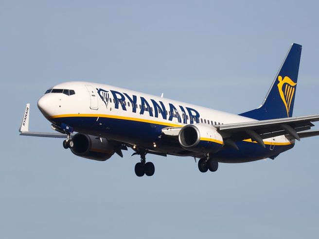 Ryanair aumenta le previsioni su passeggeri e tariffe grazie ai nuovi jet Boeing