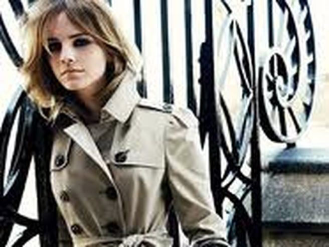 Burberry: ricavi in crescita del 24% nell’esercizio 2011/12