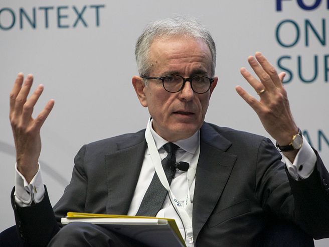 Banche e investment banking, Ignazio Angeloni cita esempio Deutsche Bank-titoli spazzatura