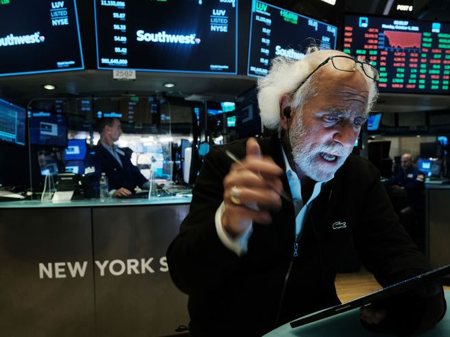 Wall Street giù, conferma volatilità ottobre. JetBlue e American Airlines -4% dopo downgrade Goldman Sachs