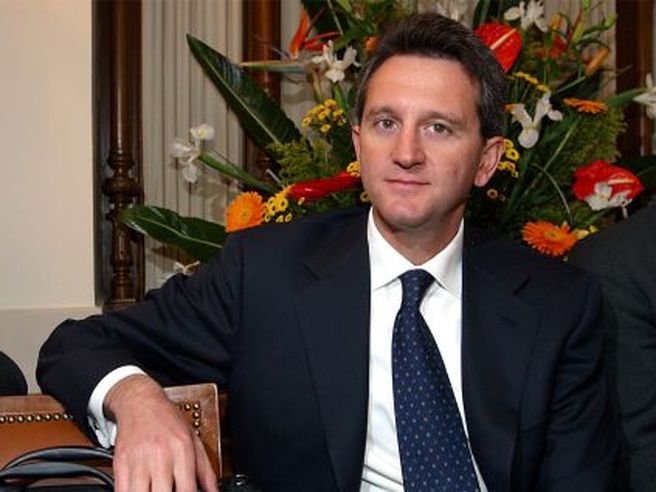 Telecom Italia: Nagel, cessione quota entro giugno