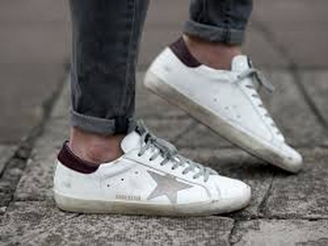 Private equity: Carlyle valuta vendita o Ipo per le sneaker Golden Goose