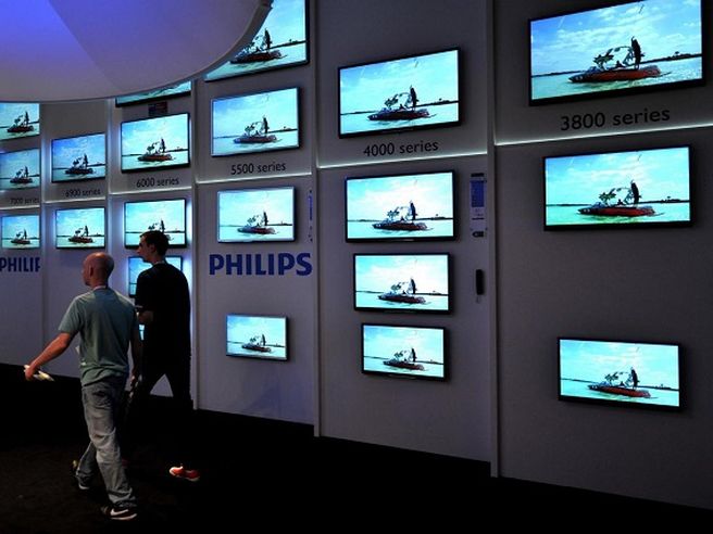 Philips: utile netto sale a 899 mln di euro nel IV trim., confermato dividendo