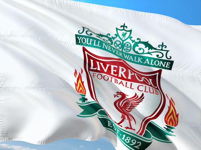 Inghilterra, il Liverpool è in vendita: i proprietari valutano le offerte